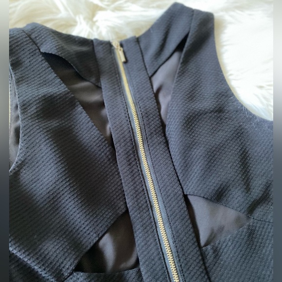 XS black Dynamite back cut out top - Picture 6 of 6